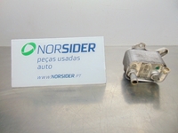Picture of Radiador do óleo motor Opel Combo C Cargo de 2004 a 2011 | BEHR