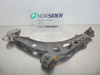 Imagen de Brazo transversal 1º eje inferior delantero izquierdo Volvo V40 de 1996 a 2000