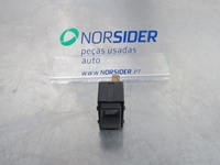 Picture of Comando / botão do elevador vidro trás esquerdo Audi 80 de 1986 a 1991