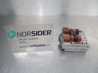 Imagem de Caixa de fusíveis do compartimento do motor Fiat Punto Van de 2000 a 2003 | DELPHI