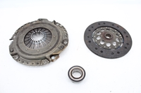 Imagen de Kit embrague (prensa + cojinete + disco) Mercedes Classe C (202) de 1993 a 1997 | LUK
013 250 48 03