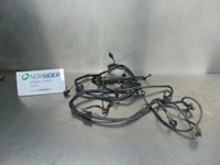 Imagen de Instalación eléctrica compartimiento del motor Mercedes 190 _201 de 1982 a 1993