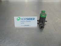 Image sur Pompe de eau de nettoyage des vitres Citroen Berlingo Multispace de 1996 à 2002