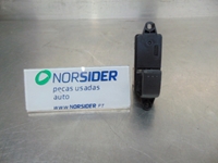 Imagem de Comando / botão do elevador vidro trás direito Mazda Mazda 6 Station Wagon de 2005 a 2008