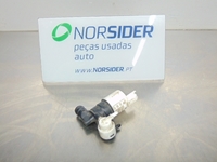 Image sur Pompe de eau de nettoyage des vitres Citroen C4 de 2004 à 2008