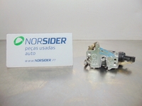Imagen de Cerradura de puerta trasera derecha Mercedes Classe C (202) de 1993 a 1997 | 2027300635