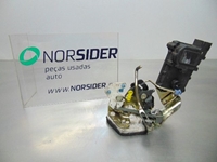 Imagen de Cerradura de puerta trasera derecha Mazda Demio de 1998 a 2000