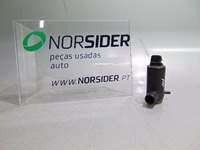 Bild von Waschwasserpumpe Scheibenwaschanlage Ford Mondeo Station aus 1993 zu 1996