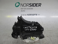 Imagem de Fecho da porta trás direita Mitsubishi Colt de 2008 a 2013