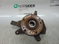 Picture of Front Left Stub Axle Renault Laguna II Break from 2001 to 2003
