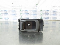 Imagen de Maneta interior de puerta trasera izquierda Nissan Almera Sedan de 1998 a 2000
