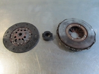 Immagine di Kit frizione (pressa + cuscinetto + disco) Skoda Octavia de 1997 a 2000 | LUK