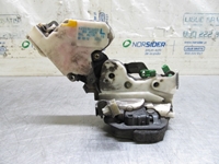 Picture of Fecho da porta trás esquerda Nissan Sunny Sedan (N14) de 1991 a 1995