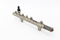 Picture of Régua / rampa de injectores Mitsubishi Carisma Sedan de 1999 a 2004 | BOSCH 0445214024