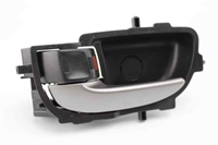 Picture of Puxador interior frente esquerdo Toyota Yaris de 2014 a 2017 | 69206-0D271
69206-0D281
69206-02300
69206-0D450