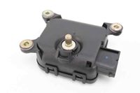 Imagen de Motor atuador de flaps de calefaccion  Audi A3 de 1996 a 2000 | BOSCH 0132801122
VALEO 133861H
8D2820511C