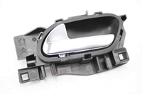 Imagen de Maneta interior de puerta trasera izquierda Peugeot 208 de 2012 a 2015 | 96555518VV