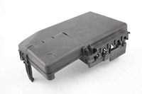 Imagen de Caja reles / fusibles compartimiento de bateria Opel Corsa D de 2006 a 2010 | GM
1718434-1
1718433-1