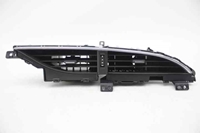 Immagine di Bocchetta aerazione cruscotto centrale (coppia) Toyota Yaris da 2014 a 2017 | 556700D240