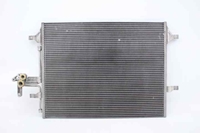 Immagine di Radiatore / condensatore aria condizionata Volvo V60 da 2010 a 2013 | 31332027 - 993880L - VALEO