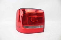 Picture of Farolim trás painel esquerdo Volkswagen Touran de 2010 a 2015 | 1T0945095R - 01046801 - HELLA