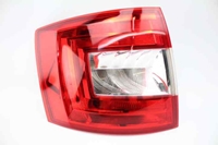 Imagen de Piloto trasero de painel izquierdo Skoda Octavia Break de 2013 a 2017 | 5E9945111 - 00151649 - VARROC