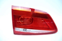 Imagen de Piloto trasero de tapa maletero / porton trasero izquierdo Volkswagen Passat Variant de 2011 a 2015 | 3AF945093Q - 3AF945093J