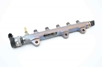 Image sur Règle / rampe de injecteur Nissan Qashqai + 2 de 2007 à 2010 | 8200962035A - H8200610223 - 0445214207 - H8200703127 - 0281002800 - H8200610770 - BOSCH