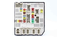 Imagen de Caja reles / fusibles compartimiento del motor Renault Megane III Break Fase I de 2008 a 2012 | 284B61871R